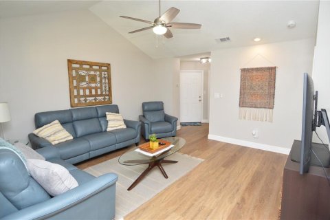 Condo in Tampa, Florida, 2 bedrooms  № 1603098 - photo 19