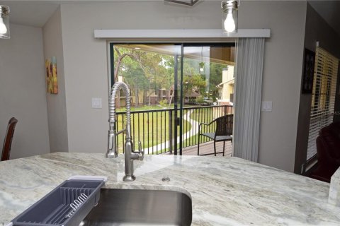 Copropriété à louer à Tampa, Floride: 2 chambres, 104.89 m2 № 1603098 - photo 11