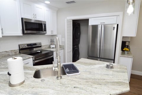 Condo in Tampa, Florida, 2 bedrooms  № 1603098 - photo 6