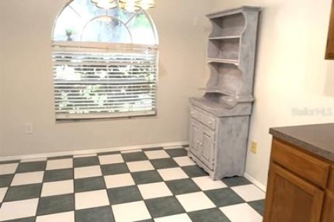 House in Orlando, Florida 3 bedrooms, 135.45 sq.m. № 1917477 - photo 7