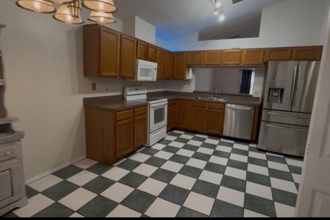 House in Orlando, Florida 3 bedrooms, 135.45 sq.m. № 1917477 - photo 6