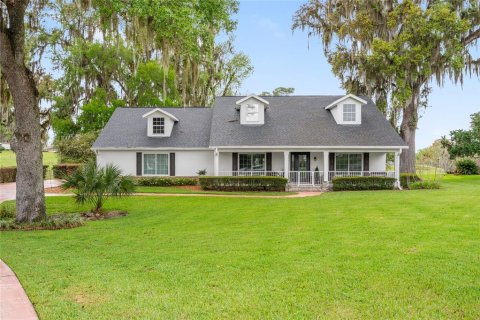 Casa en Ocala, Florida 3 dormitorios, 196.58 m2 № 2107900