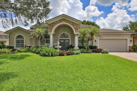 House in Port Orange, Florida 4 bedrooms, 266.07 sq.m. № 2210309 - photo 2