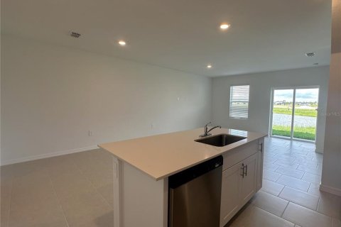 Adosado en alquiler en Punta Gorda, Florida, 3 dormitorios, 124.77 m2 № 2279896 - foto 6