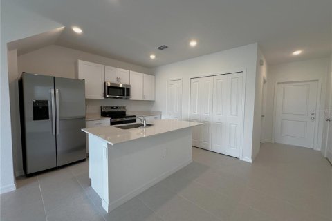 Adosado en alquiler en Punta Gorda, Florida, 3 dormitorios, 124.77 m2 № 2279896 - foto 5