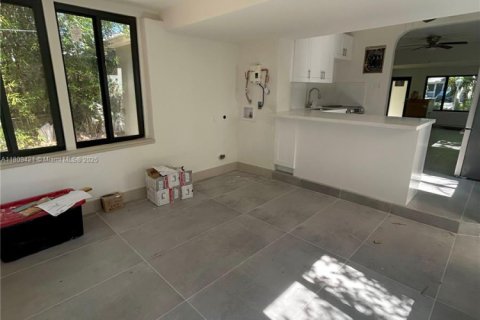 Casa en venta en Fort Lauderdale, Florida, 2 dormitorios, 113.43 m2 № 1749899 - foto 17