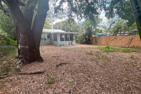 Casa en venta en Fort Lauderdale, Florida, 2 dormitorios, 113.43 m2 № 1749899 - foto 8