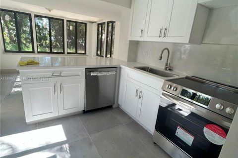 Casa en venta en Fort Lauderdale, Florida, 2 dormitorios, 113.43 m2 № 1749899 - foto 16