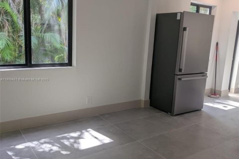 Casa en venta en Fort Lauderdale, Florida, 2 dormitorios, 113.43 m2 № 1749899 - foto 5