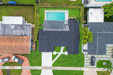 Villa ou maison à vendre à Miami, Floride: 3 chambres, 137.12 m2 № 1872504 - photo 7