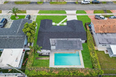 Villa ou maison à vendre à Miami, Floride: 3 chambres, 137.12 m2 № 1872504 - photo 6