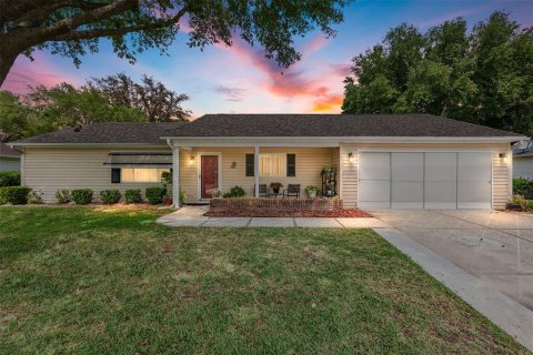Villa ou maison à vendre à Dunnellon, Floride: 2 chambres, 154.59 m2 № 1734130 - photo 1