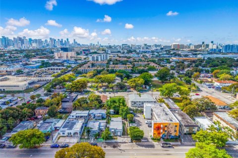 Купить коммерческую недвижимость в Майами, Флорида 125.79м2, № 2050847 - фото 20