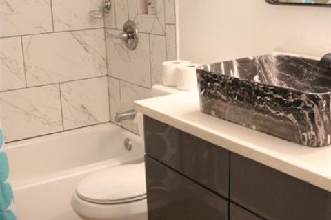 Condo in Clearwater, Florida, 1 bedroom  № 1542172 - photo 14