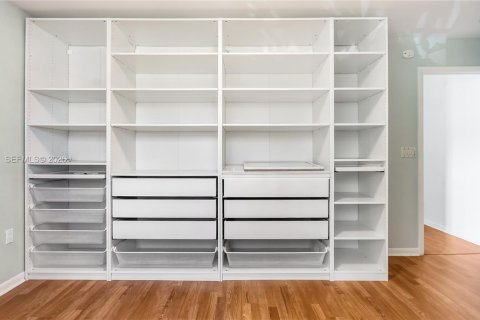 Casa en venta en Sunrise, Florida, 5 dormitorios, 261.98 m2 № 2027199 - foto 30