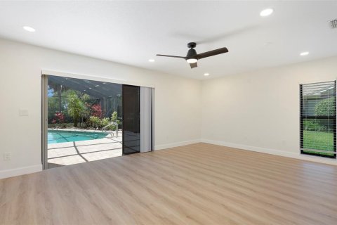 Villa ou maison à vendre à Clearwater, Floride: 5 chambres, 304.72 m2 № 2094953 - photo 21