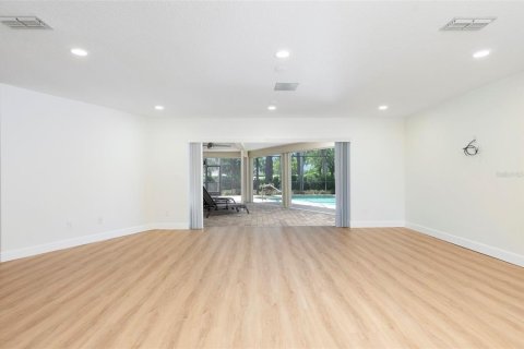 Villa ou maison à vendre à Clearwater, Floride: 5 chambres, 304.72 m2 № 2094953 - photo 8