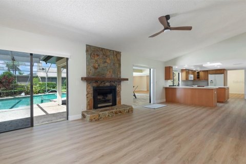 Villa ou maison à vendre à Clearwater, Floride: 5 chambres, 304.72 m2 № 2094953 - photo 16