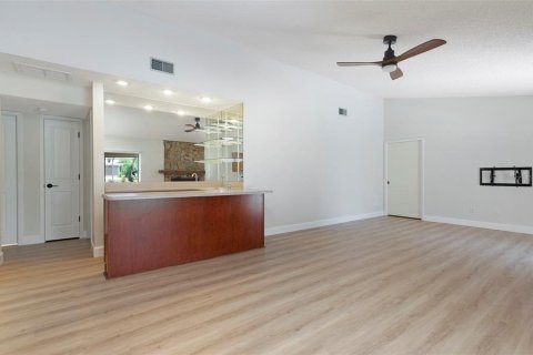 Villa ou maison à vendre à Clearwater, Floride: 5 chambres, 304.72 m2 № 2094953 - photo 19
