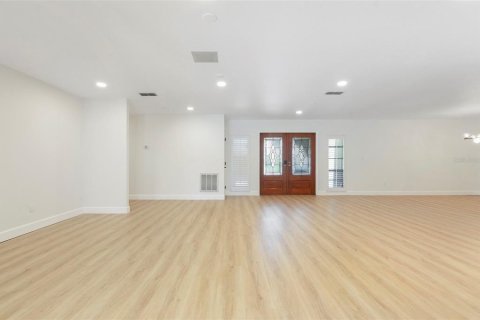 Villa ou maison à vendre à Clearwater, Floride: 5 chambres, 304.72 m2 № 2094953 - photo 10