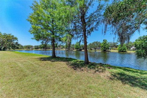 House in Bradenton, Florida 3 bedrooms, 172.89 sq.m. № 1666448 - photo 3