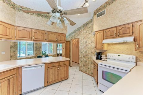 House in Bradenton, Florida 3 bedrooms, 172.89 sq.m. № 1666448 - photo 17