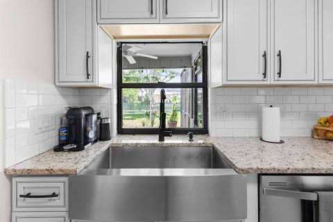 Villa ou maison à vendre à Port St. Lucie, Floride: 3 chambres, 115.01 m2 № 2313583 - photo 13