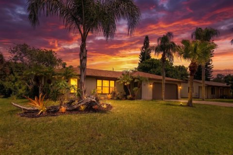 Villa ou maison à Port St. Lucie, Floride 3 chambres, 115.01 m2 № 2313583