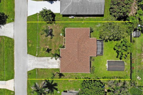 Villa ou maison à vendre à Port St. Lucie, Floride: 3 chambres, 115.01 m2 № 2313583 - photo 3