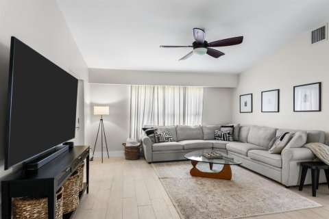 Villa ou maison à vendre à Port St. Lucie, Floride: 3 chambres, 115.01 m2 № 2313583 - photo 6