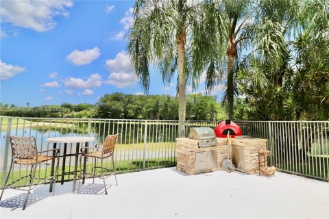 Casa en alquiler en Weston, Florida, 3 dormitorios, 197.05 m2 № 2063059 - foto 26