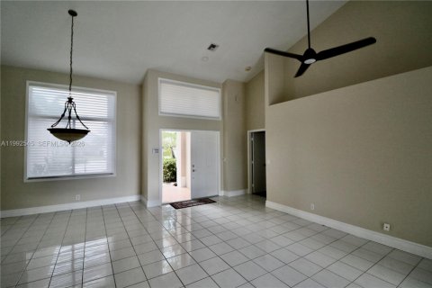 Casa en alquiler en Weston, Florida, 3 dormitorios, 197.05 m2 № 2063059 - foto 17