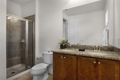 House in Kissimmee, Florida 8 bedrooms, 335.56 sq.m. № 1690934 - photo 25