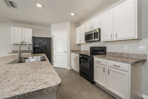 Casa en alquiler en Davenport, Florida, 4 dormitorios, 173.45 m2 № 2113048 - foto 6