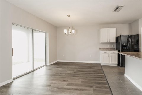 Casa en alquiler en Davenport, Florida, 4 dormitorios, 173.45 m2 № 2113048 - foto 5