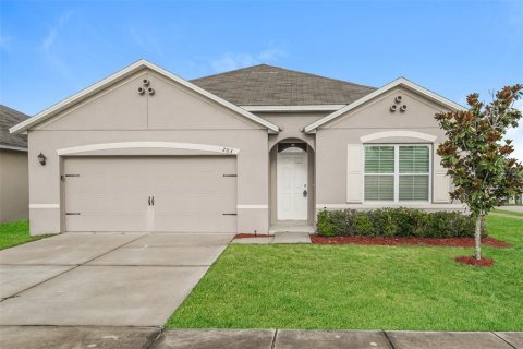 Casa en Davenport, Florida 4 dormitorios, 173.45 m2 № 2113048