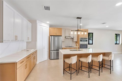 Купить таунхаус в Форт-Лодердейл, Флорида 5 спален, 234.02м2, № 2023383 - фото 8