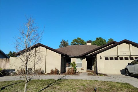 House in Spring Hill, Florida 3 bedrooms, 168.25 sq.m. № 2277775