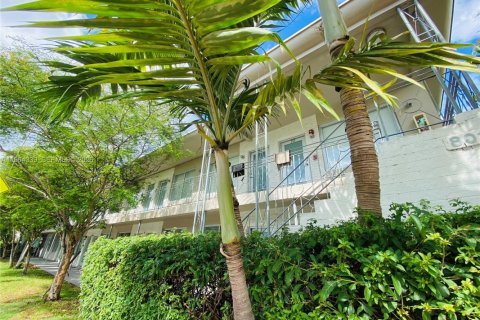 Condominio en venta en Miami Beach, Florida, 1 dormitorio, 38.09 m2 № 2040740 - foto 21