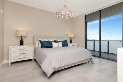 Condo in Tampa, Florida, 3 bedrooms  № 2205880 - photo 5