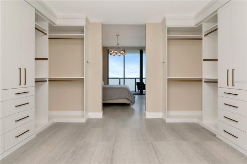 Condo in Tampa, Florida, 3 bedrooms  № 2205880 - photo 11