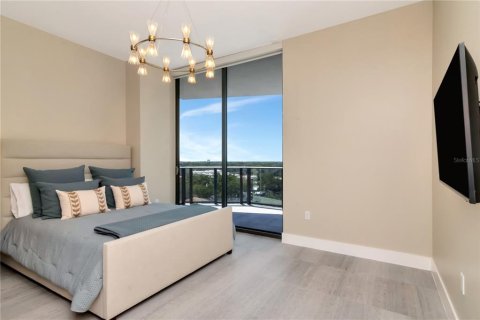 Condo in Tampa, Florida, 3 bedrooms  № 2205880 - photo 23