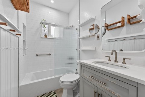 Casa en venta en Miami, Florida, 3 dormitorios, 133.59 m2 № 2170811 - foto 16