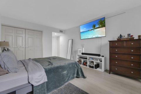 Condominio en venta en Weston, Florida, 2 dormitorios, 118.26 m2 № 1937148 - foto 13