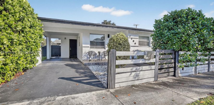 Villa ou maison à Hollywood, Floride 3 chambres, 110.18 m2 № 1996052