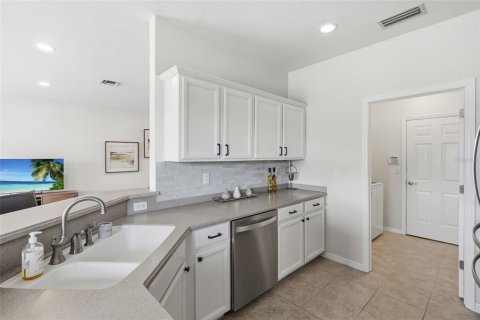 Villa ou maison à vendre à Punta Gorda, Floride: 3 chambres, 147.81 m2 № 2410651 - photo 8