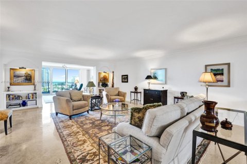 Condominio en venta en Fort Lauderdale, Florida, 3 dormitorios, 231.33 m2 № 1954976 - foto 20