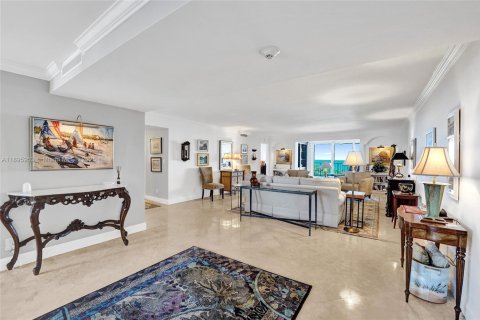 Condominio en venta en Fort Lauderdale, Florida, 3 dormitorios, 231.33 m2 № 1954976 - foto 17