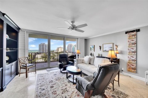 Condominio en venta en Fort Lauderdale, Florida, 3 dormitorios, 231.33 m2 № 1954976 - foto 26