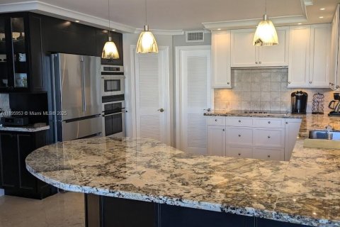 Condominio en venta en Fort Lauderdale, Florida, 3 dormitorios, 231.33 m2 № 1954976 - foto 14